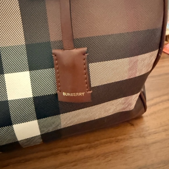 Burberry Bowling Bag - Medium
Authentic - Picture 8 of 16